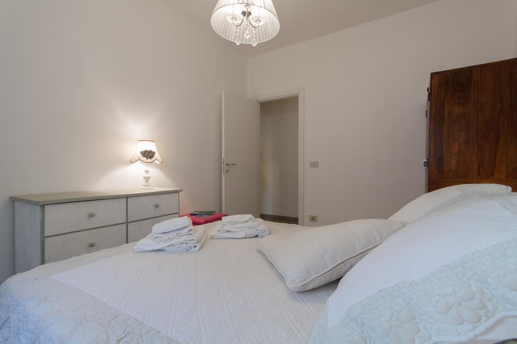 Holiday & House - Imparato Vacanze Prestige Mondello Apartment Luaran gambar